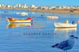 Property in front of the Pestana Golf Resort