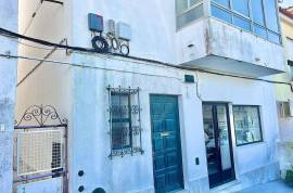 Building for Sale in the Centre of Alvide | High-Potential Investment