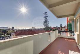 3-Bedroom Apartment | Front River View 3-Bedroom Apartment | Front River View