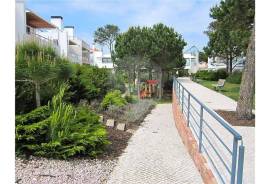 Excellent 3 bedroom villa in a luxury condominium in Birre, with swimming pool, playground, condominium room and gym. Excellent 3 bedroom villa in a luxury condominium in Birre, with swimming pool, playground, condominium room and gym.