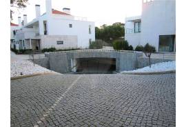 Excellent 3 bedroom villa in a luxury condominium in Birre, with swimming pool, playground, condominium room and gym. Excellent 3 bedroom villa in a luxury condominium in Birre, with swimming pool, playground, condominium room and gym.