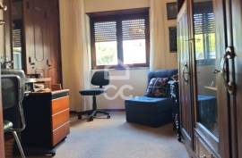 Villa Cadaval Vermelha