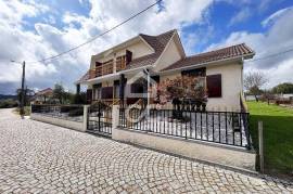 3 bedroom villa with 1500m² of land