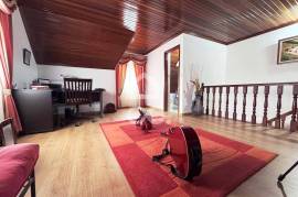 3 bedroom villa with 1500m² of land