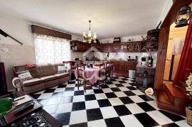 3 bedroom villa with 1500m² of land