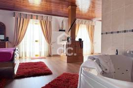 3 bedroom villa with 1500m² of land