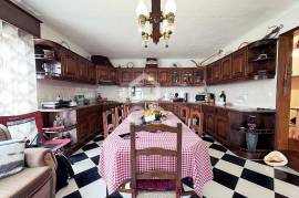 3 bedroom villa with 1500m² of land