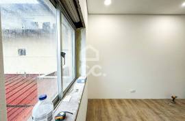 Fully Renovated 2 Bedroom Apartment in the Abraveses Area