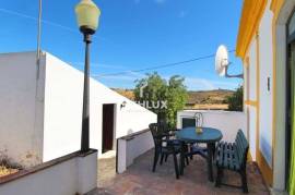 Beautiful 3 bedroom cottage with 1 bedroom annex in Odeleite