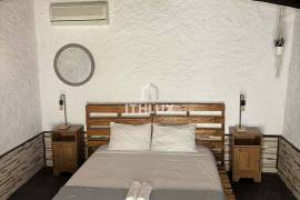 Beautiful 3 bedroom cottage with 1 bedroom annex in Odeleite