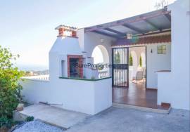 Your investment opportunity: two detached houses on the Costa del Sol