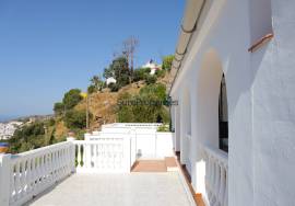 Your investment opportunity: two detached houses on the Costa del Sol