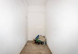 Shop with 755 m2 consisting of 2 floors located on Rua Maria Andrade in the Center of Lisbon Shop with 755 m2 consisting of 2 floors located on Rua Maria Andrade in the Center of Lisbon