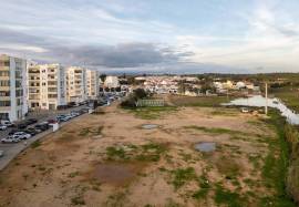 Plot of land with 529 m2 for the construction of a detached house located in a new urbanization in Lagoa