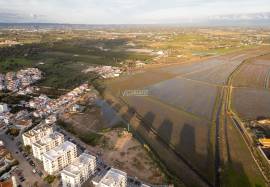 Plot of land with 529 m2 for the construction of a detached house located in a new urbanization in Lagoa