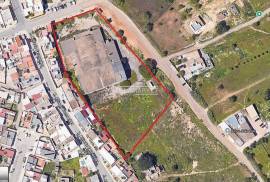 Urban land in Olhão with an approved project for the construction of 150 dwellings.