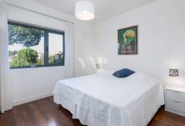 3-Bedroom Duplex Apartment with Pool in an Exclusive Condominium – Vilamoura