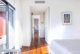 3-Bedroom Duplex Apartment with Pool in an Exclusive Condominium – Vilamoura