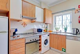 1 bedroom apartment in a gated community with swimming pool in Vilamoura