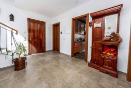 Luxury Villa in Porto de Mós