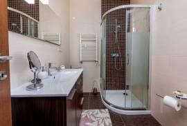 Luxury Villa in Porto de Mós