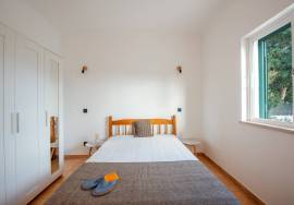 Renovated 3-Bedroom Villa With Pool - Montinhos da Luz