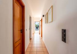 Renovated 3-Bedroom Villa With Pool - Montinhos da Luz