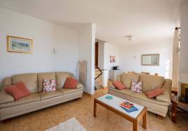 Spacious 3 Bed Townhouse in Golf Santo António Resort, Budens with Sea & Countryside Views