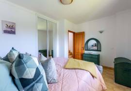 Spacious 3 Bed Townhouse in Golf Santo António Resort, Budens with Sea & Countryside Views