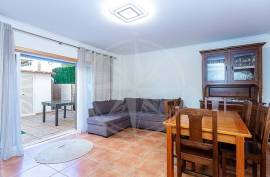 Manta Rota 2 Bedroom Beach Townhouse with Patio