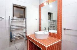 Exclusive 3 bedroom Resort Villa with Private Pool in Pedras da Rainha, Cabanas