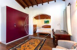 Exclusive 3 bedroom Resort Villa with Private Pool in Pedras da Rainha, Cabanas