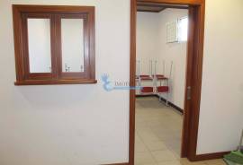 Shop / Multipurpose Space in the Heart of Albufeira