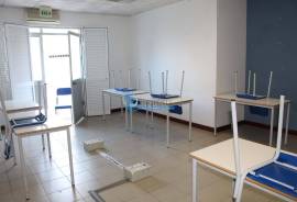 Shop / Multipurpose Space in the Heart of Albufeira