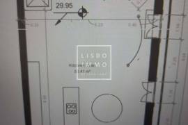 Charming historic building to renovate – São Bento, Lisbon