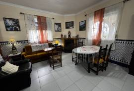 Cerca del Pueblo Country Property