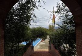 Cerca del Pueblo Country Property