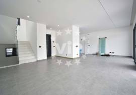 BOLIQUEIME - PATÃ - 3 BEDROOM TOWNHOUSE  WITH PRIVATE POOL