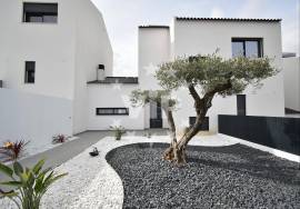 BOLIQUEIME - PATÃ - 3 BEDROOM TOWNHOUSE  WITH PRIVATE POOL