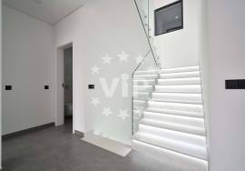 BOLIQUEIME - PATÃ - 3 BEDROOM TOWNHOUSE  WITH PRIVATE POOL