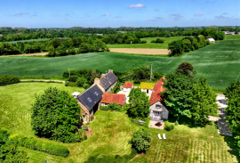 Excellent 10 Bed Gites du Manoir Gite Complex For Sale In Runan Brittany