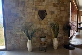 Excellent 2 Bed Villa Estate For Sale in Miramar de Puntarenas Costa