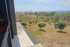 Excellent 2 Bed Villa Estate For Sale in Miramar de Puntarenas Costa