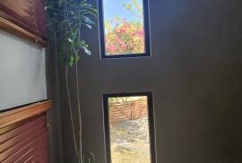 Excellent 2 Bed Villa Estate For Sale in Miramar de Puntarenas Costa