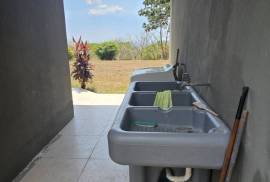 Excellent 2 Bed Villa Estate For Sale in Miramar de Puntarenas Costa