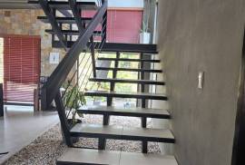 Excellent 2 Bed Villa Estate For Sale in Miramar de Puntarenas Costa