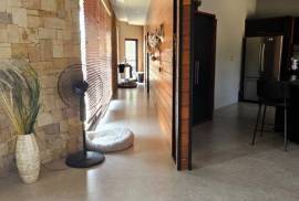 Excellent 2 Bed Villa Estate For Sale in Miramar de Puntarenas Costa