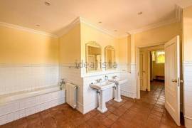 Stunning 7 Bed Villa For Sale in for sale in Calle Fondo Sotogrande