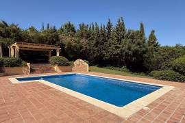 Stunning 7 Bed Villa For Sale in for sale in Calle Fondo Sotogrande