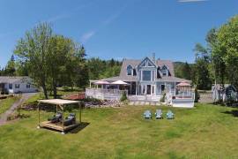 Sea Parrot Ocean View Manor For Sale in Englishtown Nova Scotia Sea Parrot Ocean View Manor For Sale in Englishtown Nova Scotia